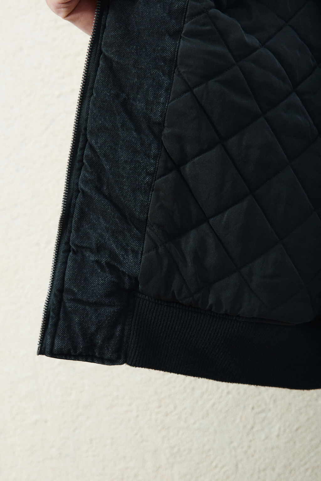 Куртка джинсовая с вареным эффектом - цвет черный - 8